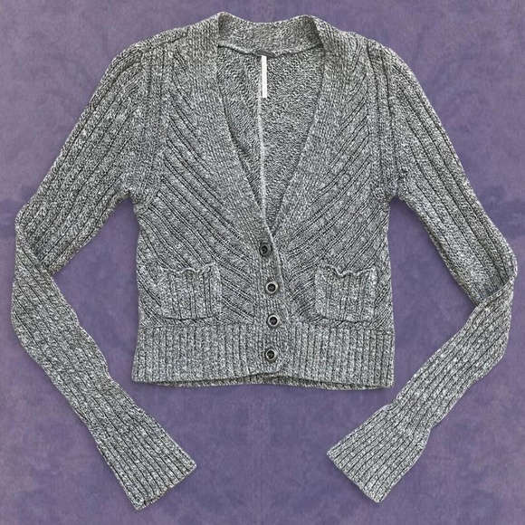 Free People Over the Rainbow rare gray cardigan aso Beth Greene in The Walking D - Picture 1 of 6